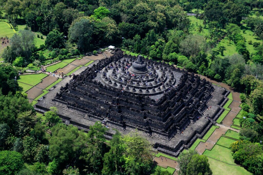 Candi Borobudur: Mahakarya Agung Warisan Dunia dari Indonesia